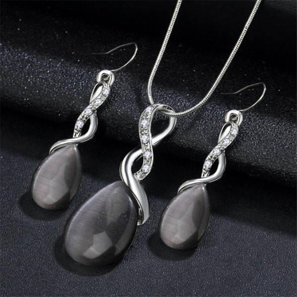 Opal Bridal Jewelry Set — Necklace & Drop Earrings