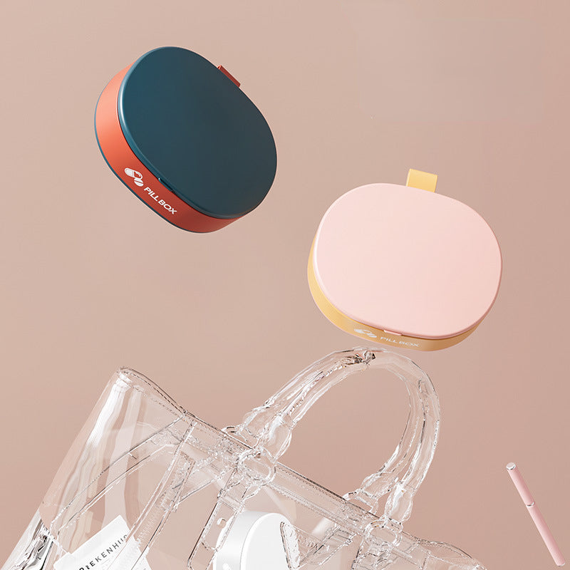 Weekly Pocket Pill Organizer with Cutter