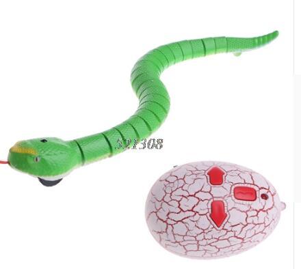 Remote Control Rattlesnake Prank Toy