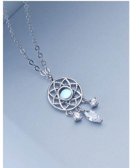 Dream Catcher Pendant Necklace