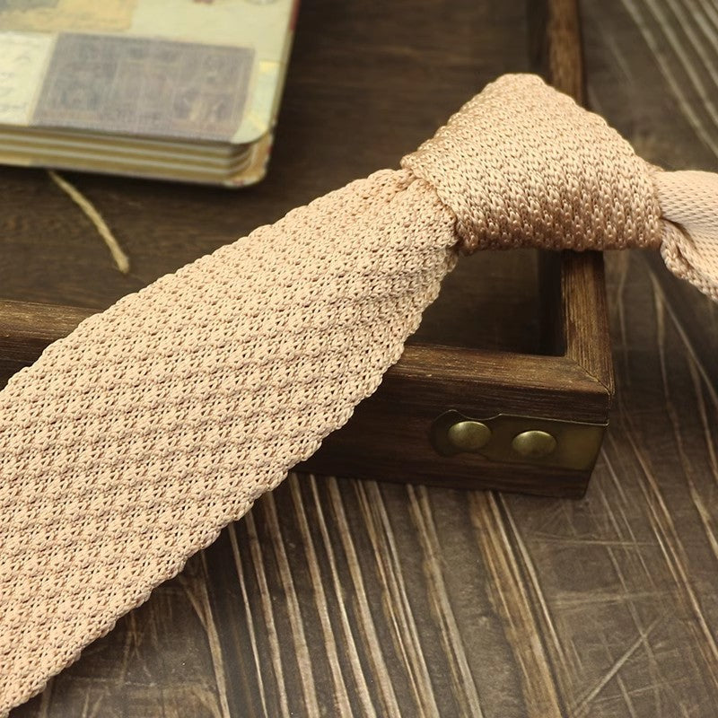 Narrow Woolen Knit Tie