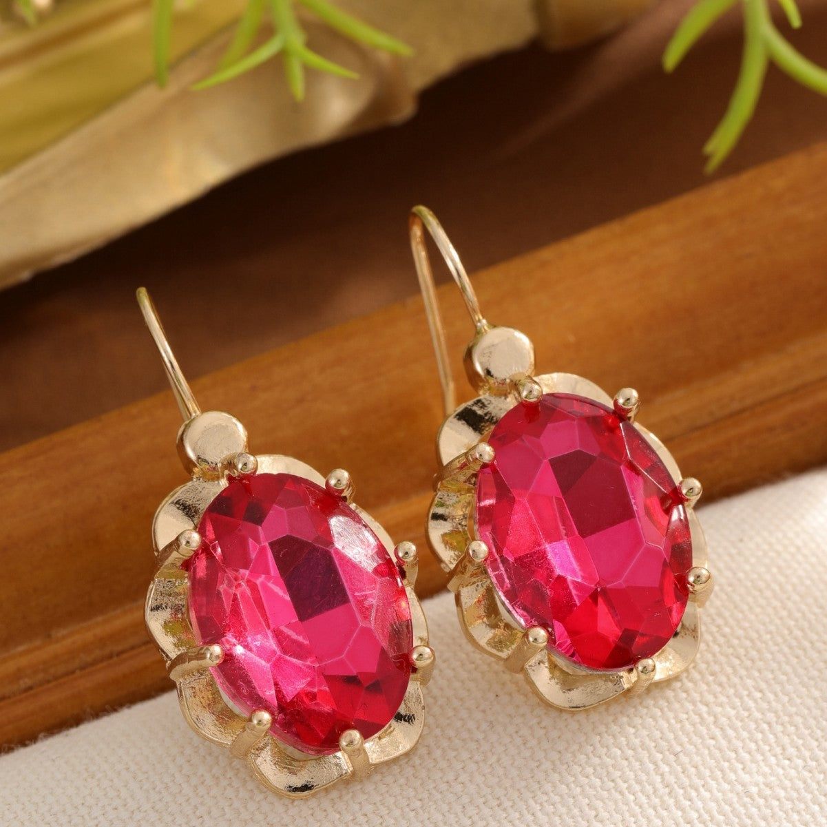 Personalized Fashionable Diamond Studded Niche Temperament Earrings
