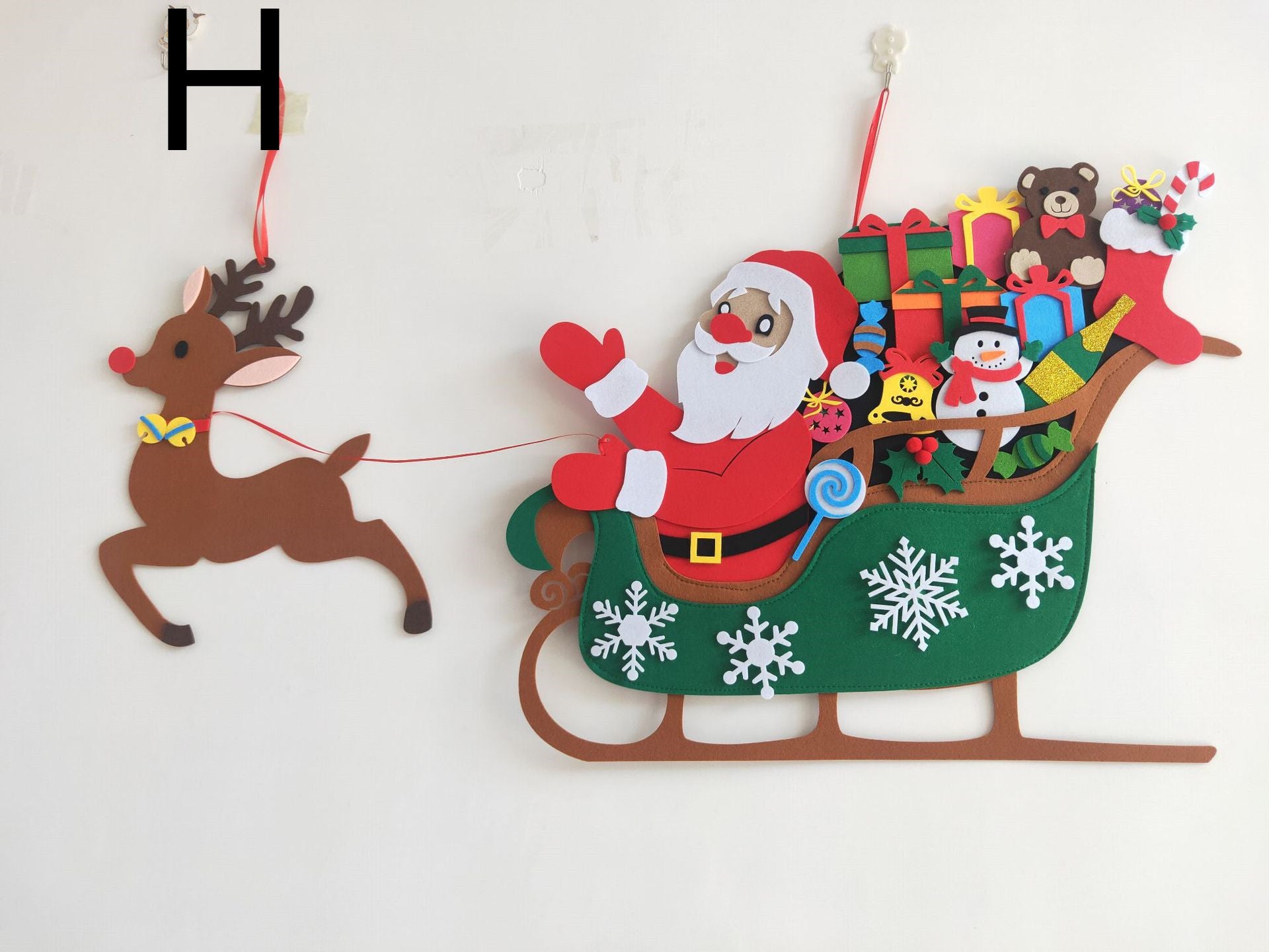 DIY Felt Christmas Tree with Decorations