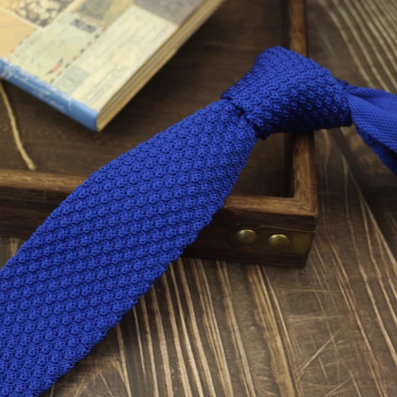Narrow Woolen Knit Tie