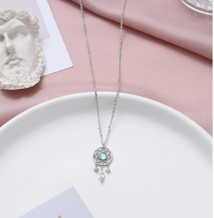 Dream Catcher Pendant Necklace