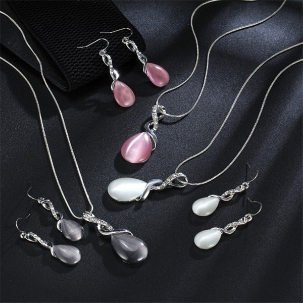Opal Bridal Jewelry Set — Necklace & Drop Earrings