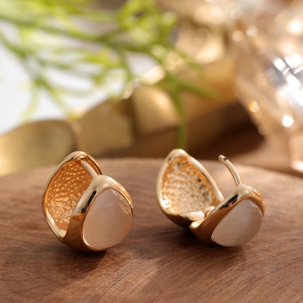 Cat's Eye Stone Teardrop Earrings