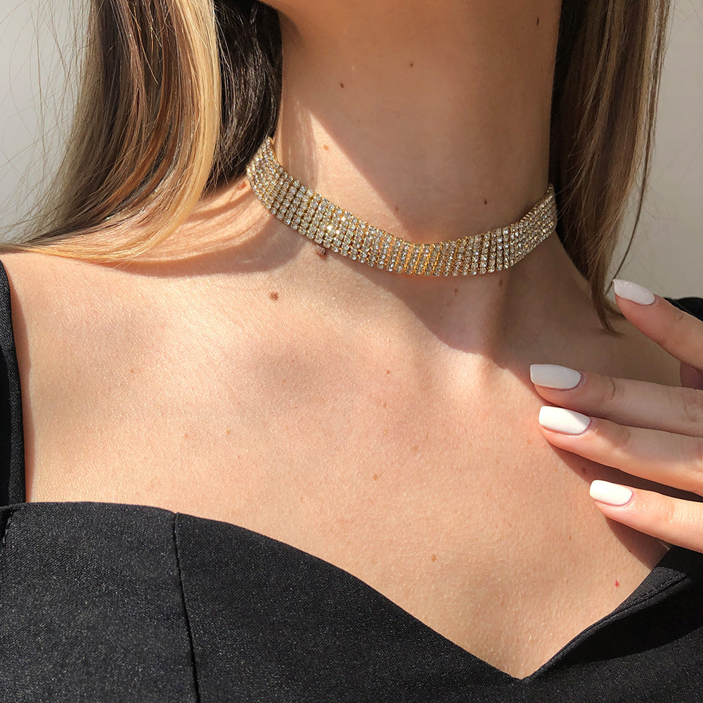 Rhinestone Pendant Necklace