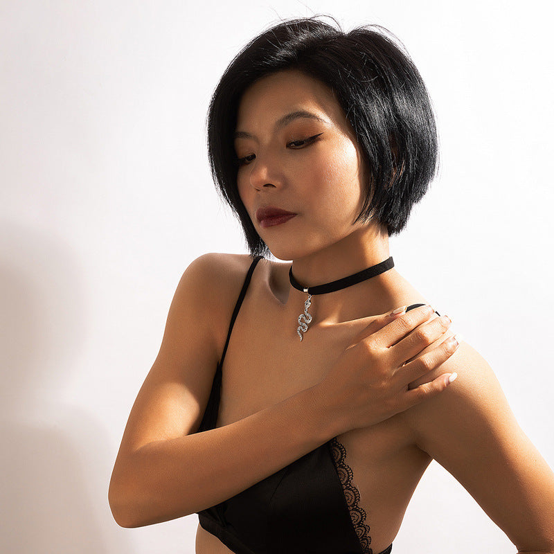 Chokers Witchy Gothic Grunge Collar Velvet Necklace Dark Jewelry For Gift