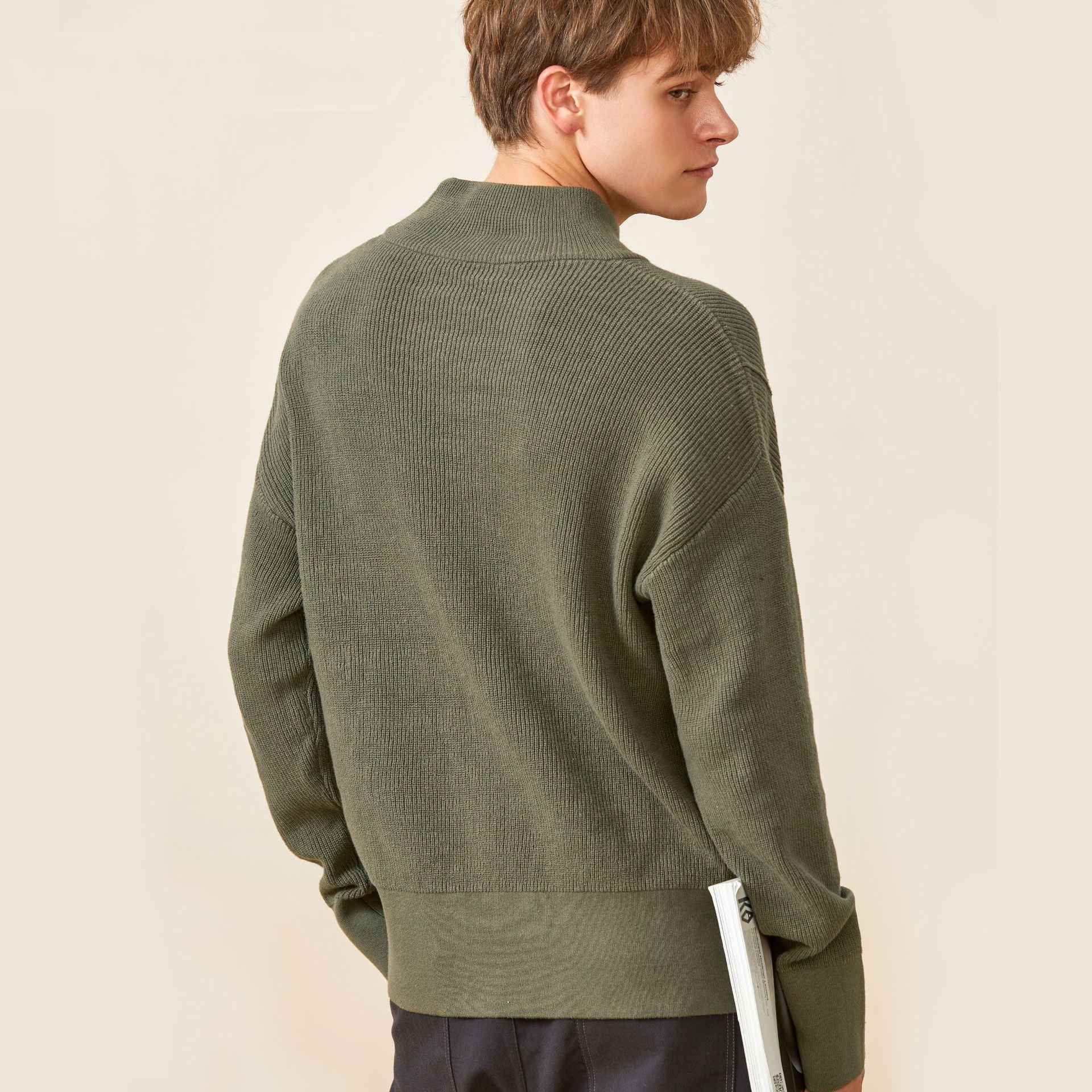 Men's New Loose-Fit Sweater