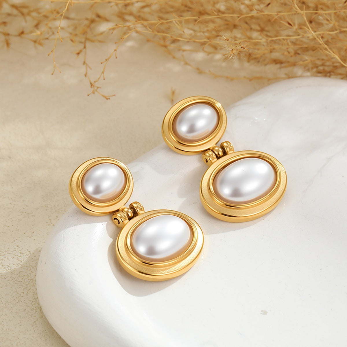French Retro High-grade Stainless Steel Earrings