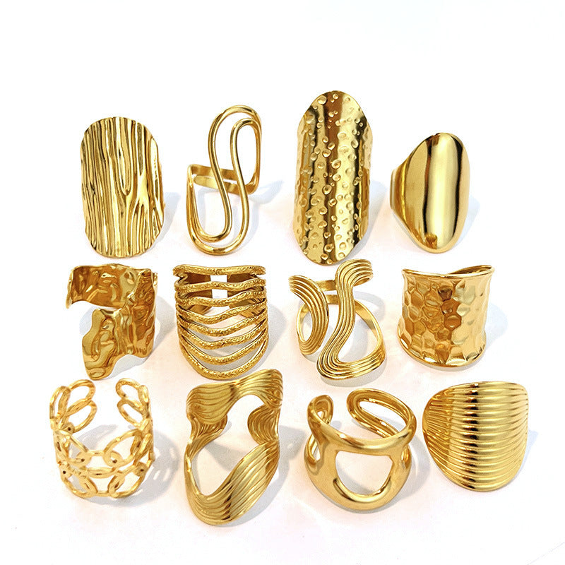 Glossy 18K Gold Simple Ring
