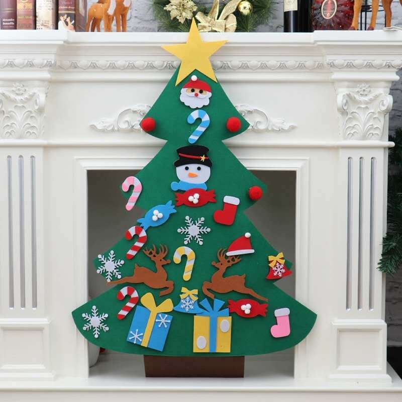 DIY Felt Christmas Tree with Decorations