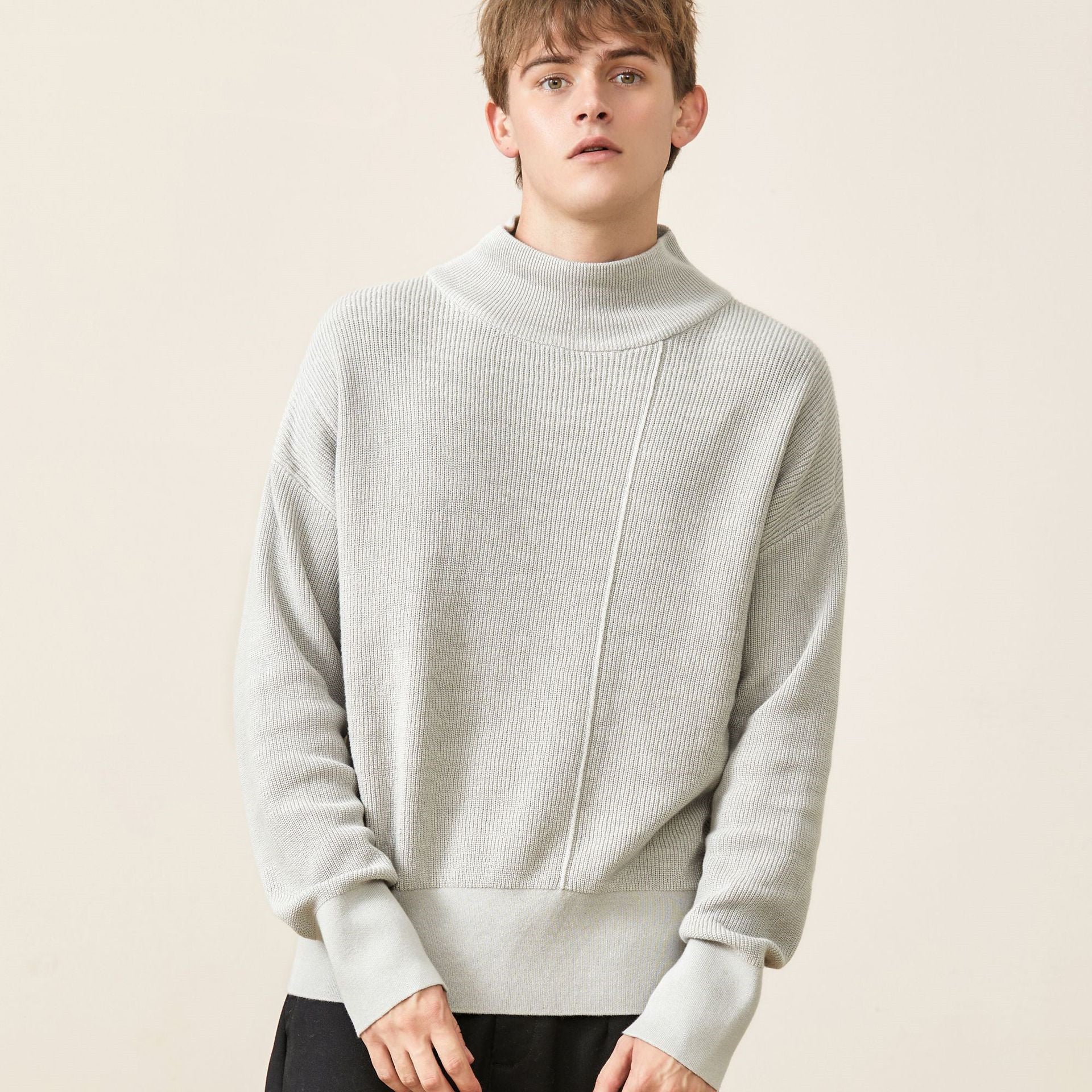 Men's New Loose-Fit Sweater