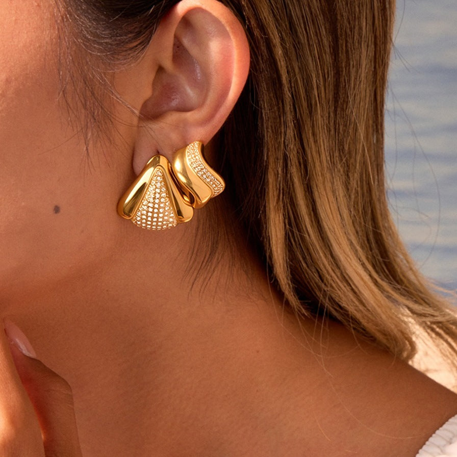 Elegant Geometric Diamond Stud Earrings Light Luxury Design Sense