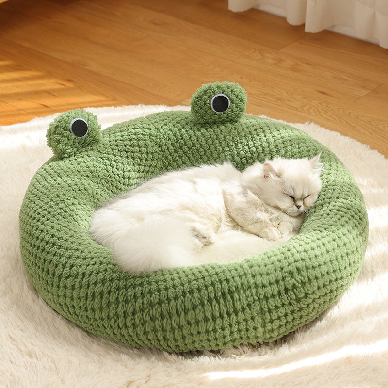 Frog Plush Pet Nest for Small Cats & Dogs
